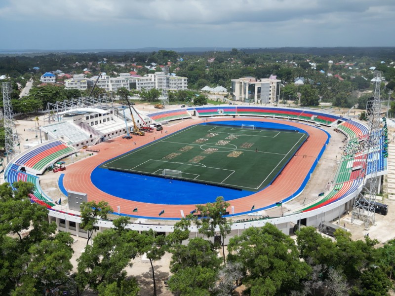 Terrain de football de Nizami